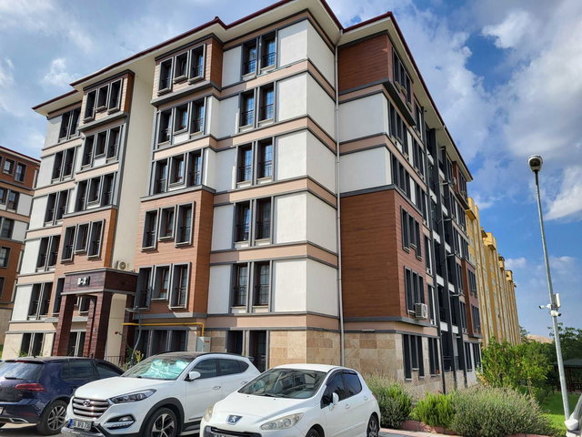 REMAX DEĞİŞİM'DEN ÇAYDAÇIRA MAH ADA KONAKLARI SİTESİNDE SATILIK 3+1 DAİRE