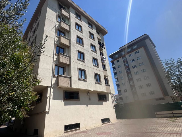 ŞERIFALI BOŞ BALKONLU 3+1 SATILIK DAIRE