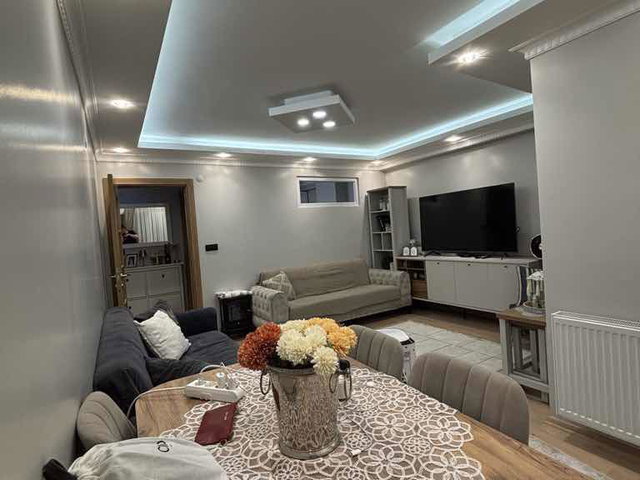 BEYOĞLU HACIAHMET’TE 2+1 | 60 M² NET | BALKONLU | ASANSÖRLÜ