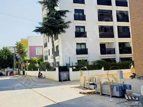 TUZLA CAMİ MAH. İSKANLI YENİ BİNA ARAKAT DAİRE 3,5+1 145 M2
