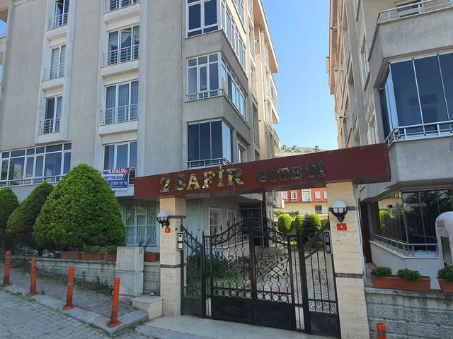 PINARTEPE MAHALLESİ MERKEZİ KONUMDA KİRALIK 2+1 DAİRE