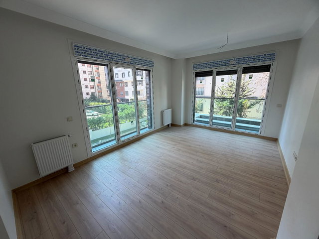 BAĞDAT CADDESI 'INE YAKIN 3+196M2BALKONLU1.KAT2026-FIRSAT