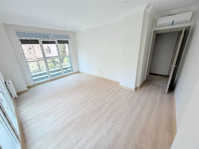 BAĞDAT CADDESI 'INE YAKIN 3+196M2BALKONLU1.KAT2026-FIRSAT