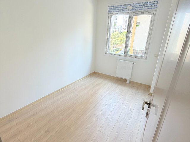 BAĞDAT CADDESI 'INE YAKIN 3+196M2BALKONLU1.KAT2026-FIRSAT
