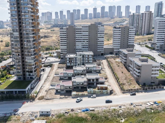 SOMM BEYTEPE 4+1 SATILIK KÖŞE VİLLA