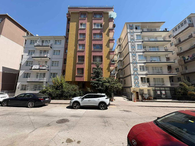 DEMETEVLER 405. CADDEDE MASRAFSIZ, YAPILI,TERASLI HARİKA DUBLEX