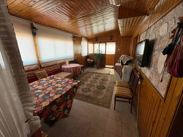 DEMETEVLER 405. CADDEDE MASRAFSIZ, YAPILI,TERASLI HARİKA DUBLEX