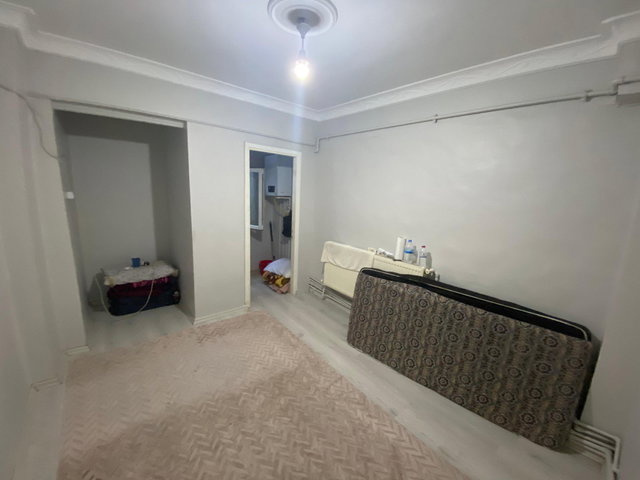 BEYOĞLU'NUN GÖZDE MAHALLESİ HACIAHMET'TE SATILIK 1+1 DAİRE