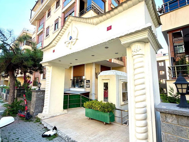 İDEAL KONAKLARI'NDA 3+2 180M² DUBLEKS-DEPO-KAPALI OTOPARK