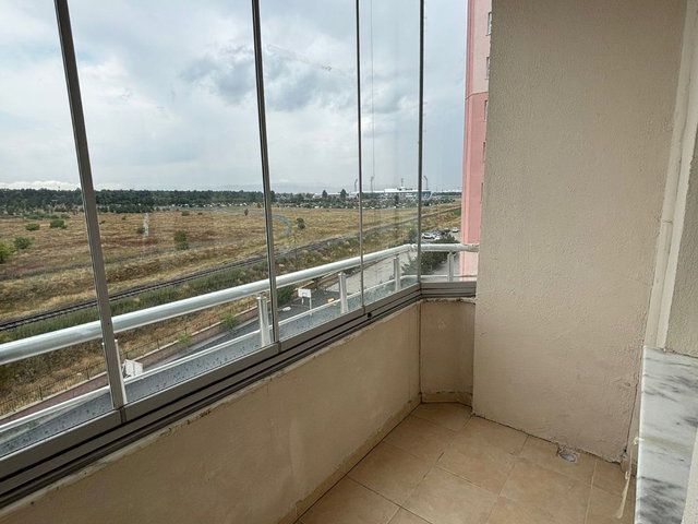 REMAX İLKE'DEN KARDELEN SİTESİ'NDE KİRALIK 4+1 EŞYALI DAİRE