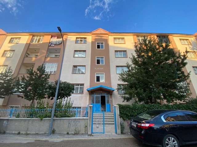 REMAX ARTIS'TEN ŞÜKRÜPAŞA'DA SATILIK 3+1 DAIRE