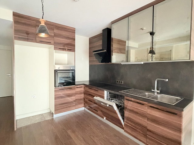 VALİDEBAĞ KONAKLARI 1+1 -68M2