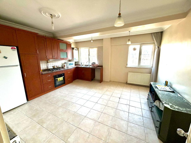 ATAŞEHIR İNÖNÜ'DE 4+2240M²FIRSAT DUBLEKS