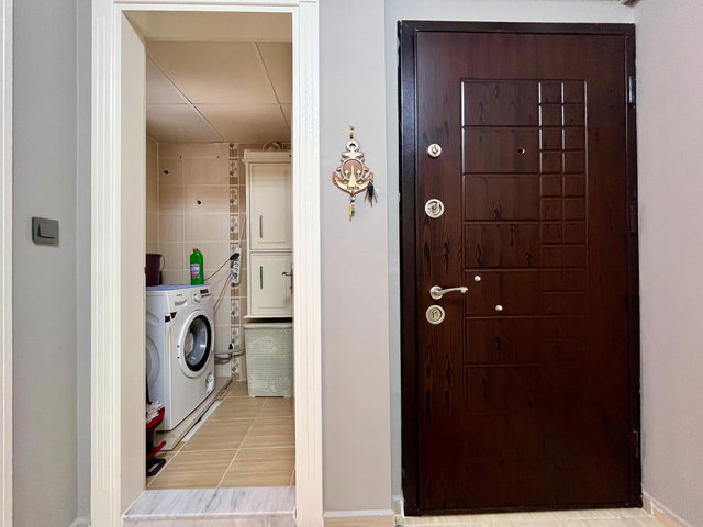 39 ÇİĞLİ YAKAKENT’TE FERAH, GENİŞ VE KULLANIŞLI 3+1 DAİRE