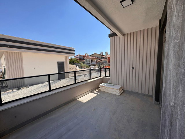 AFYON İHSANİYE’DE 4+1, 248 M² BRÜT, JEOTERMAL ISITMALI HAVUZLU , 3 CEPHELİ SATILIK VİLLA