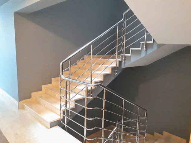 ÇANKAYA DİKMEN’DE ŞEHİR MANZARALI EŞYALI SATILIK 2+1 DAİRE