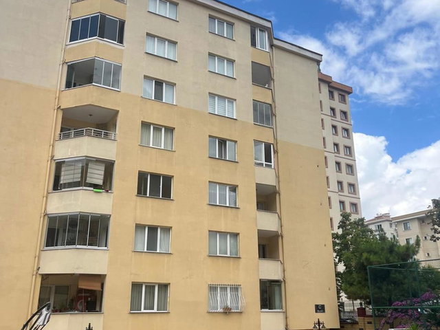 ÜMRANİYE ELALMIŞ CAD. 5 DK SİTE ÖZELLİKLİ 3+1