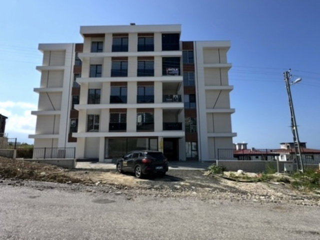 REMAX BARLAS GÜRLER'DEN KİRALIK DENİZ MANZARALI SIFIR 2+1 DAİRE