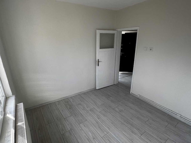ALİ HİKMET PAŞA MAH.’DE 1+1 KİRALIK DAİRE | BALKONLU, KOMBİLİ, BOŞ
