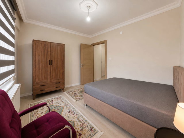 SAKARYA KARASU AZİZİYE'DE SAHİLE 600 M FULL EŞYALI 2+1 DAİRE