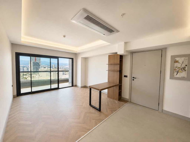 BORNOVA VİVEN VOGUE 1+1 SATILIK