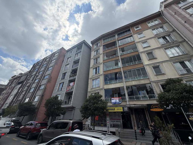 KAĞITHANE FEVZİ ÇAKMAK CADDESIN’DE SATILIK 2+1 DAİRE