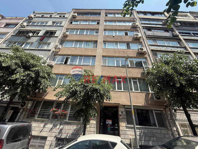 SIRACEVİZLER CAD.ÜZERİ ÖNÜ AÇIK ASANSÖRLÜ BALKONLU GENİŞ 3+1
