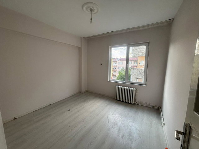 REMAX ARTIS'DEN YENIŞEHIR'DE KIRALIK 2+1 DAIRE