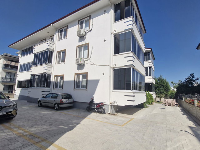 REMAX MAVİ MURAT GENÇLER'DEN OKULLAR BÖLGESİN DE SATILIK DAİRE