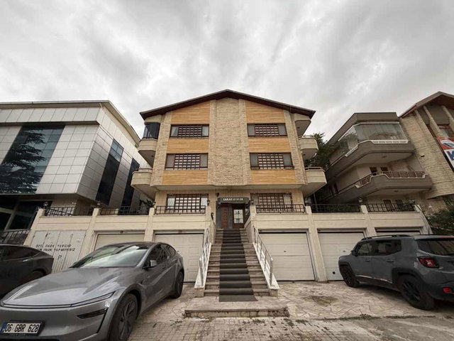 ÇANKAYA ÇAYHANE SK FULL YAPILI 4+1 KİRALIK DAİRE