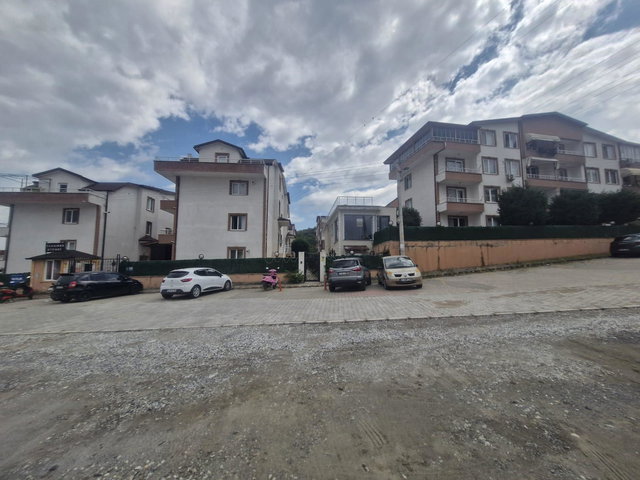 REMAX NATURALDEN SİTE İÇERİSİNDE 2+1 FULL EŞYALI KİRALIK DAİRE