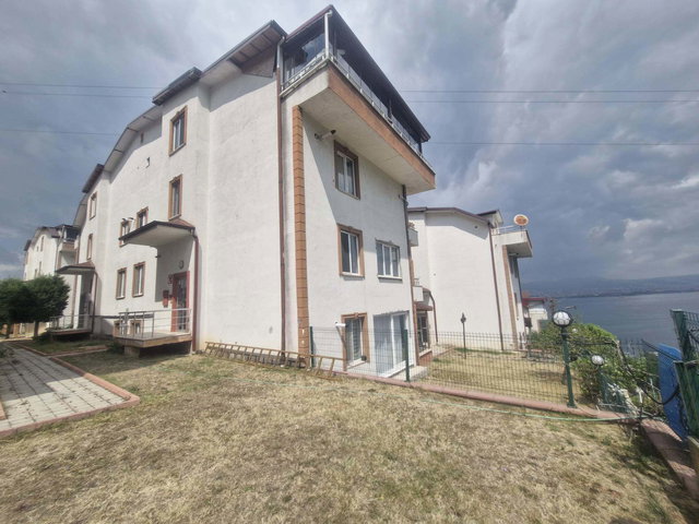 REMAX NATURALDEN SİTE İÇERİSİNDE 2+1 FULL EŞYALI KİRALIK DAİRE