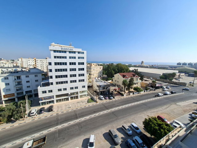 SERBEST LIMAN YOLUNDA OFIS KULLANIMINA UYGUN KIRALIK 2+1
