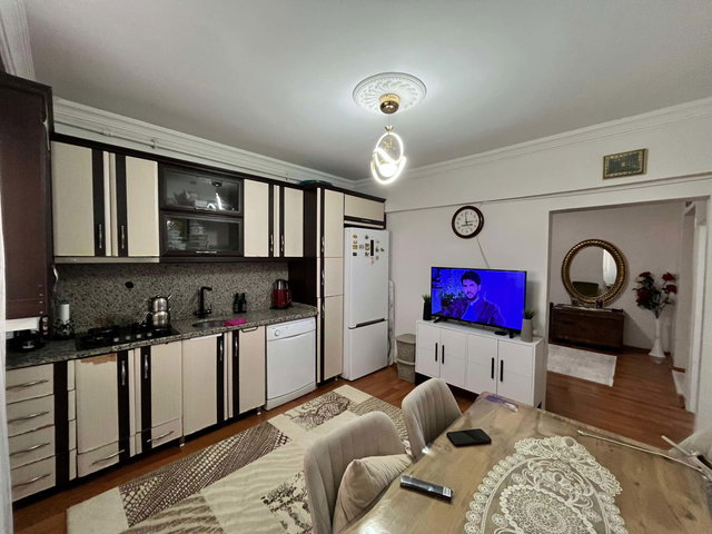 REMAX ILKE'DEN YILDIZKENT'TE 3+1 SATILIK BODRUM DAİRE