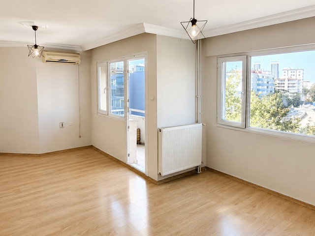 BAYRAKLI MANSUROĞLU’NDA AVANTAJLI KONUMA SAHİP KİRALIK 3+1 DAİRE