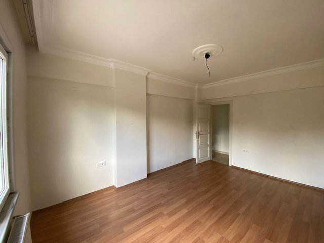 ÜMRANİYE’DE 5. KAT 2+1 | 130 M² BRÜT  | KOMBİLİ | BOŞ & EŞYASIZ