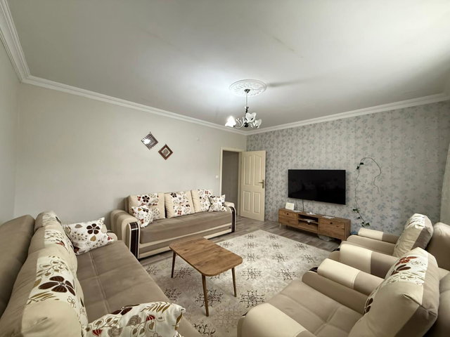 REMAX ILKE'DEN HİLALKENT'TE 3+1 SATILIK BODRUM DAİRE