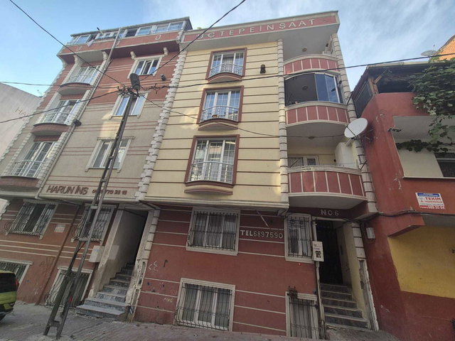 KIRAÇ HÜRRİYET MAHALLESİ’NDE İÇİ FULL YAPILI 2+1 BAHÇE KATI