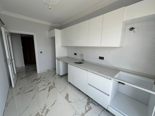 PENDİK’TE GÜVENLİKLİ SİTE İÇERİSİNDE SATILIK SIFIR FIRSAT 3+1 DAİRE