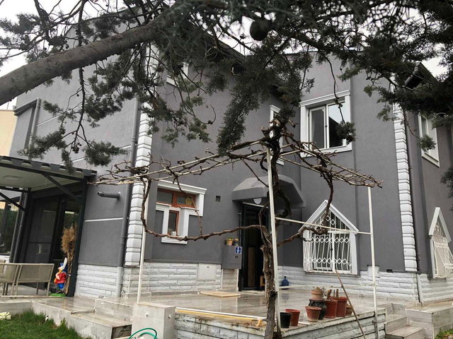 İLKYERLEŞİMDE 250 M2 BAHÇELİ MÜSTAKİL 3+1 KİRALIK