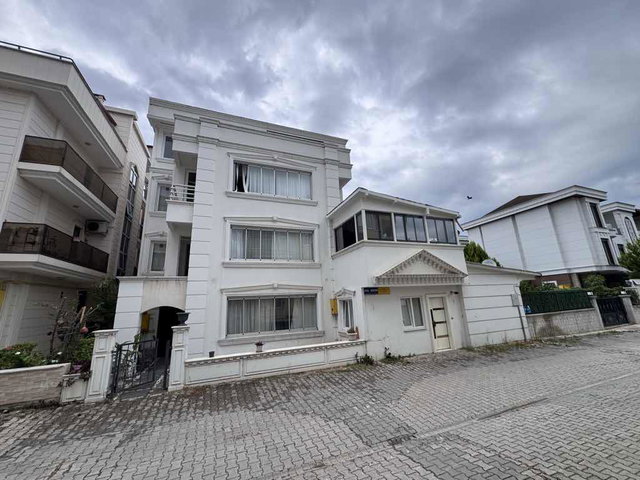 SAHİLE SIFIR KİRALIK 3+1 DAİRE