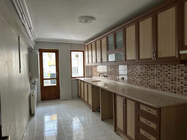 SANCAK MAH.3+1 NET 130 M2 BOŞ FIRSAT DAİRE !!