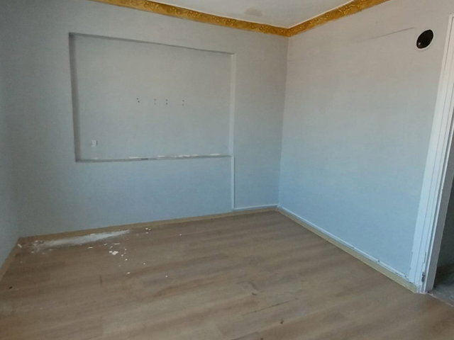 KASIMPAŞA İPLIKÇI FIRIN CADDESI'NDE KIRALIK 1+1 DAIRE