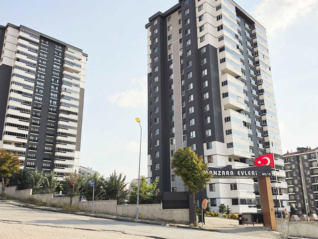 TÜRKKONUT MANZARA EVLERİNDE  4+1 BAKIMLI DAİRE..