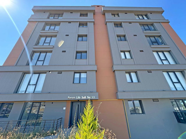 HÜSEYIN BOYLU'DAN BARAN LIFE SUITE'DE SIFIR 1+1 DAIRE