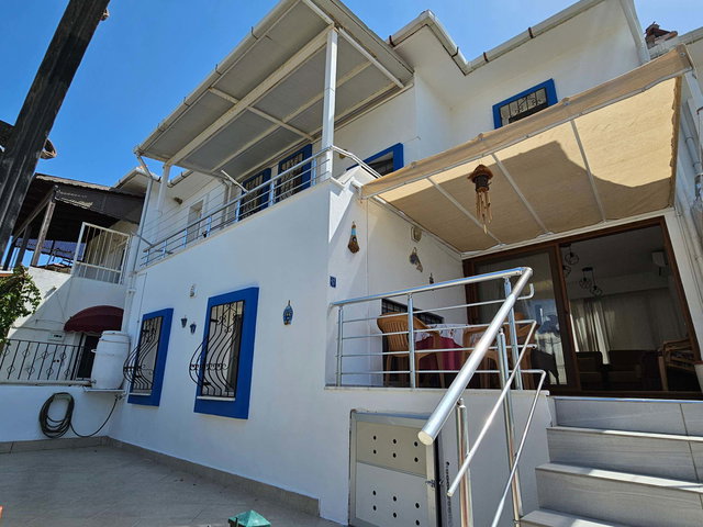 REMAX MOD'DAN BODRUM MİLAS GÜLLÜK'DE DENİZ MANZARALI MÜSTAKİL EV