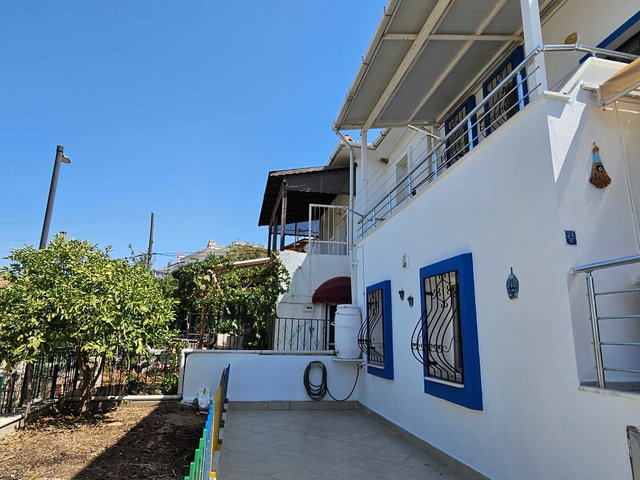 REMAX MOD'DAN BODRUM MİLAS GÜLLÜK'DE DENİZ MANZARALI MÜSTAKİL EV