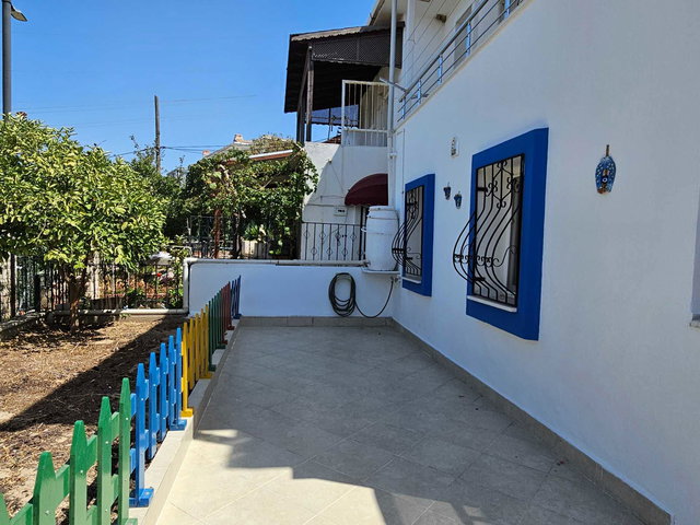 REMAX MOD'DAN BODRUM MİLAS GÜLLÜK'DE DENİZ MANZARALI MÜSTAKİL EV