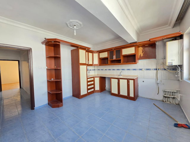 REMAX İLKE'DEN KÖŞK MAHALLESİ'NDE 2+1 KİRALIK DAİRE