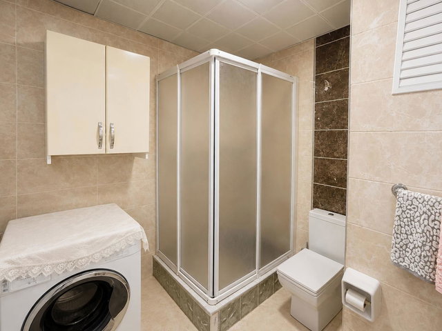 REMAX ARTIS'TEN ABDURRAHMAN GAZI TOKILERDE SATILIK 3+1 DAIRE